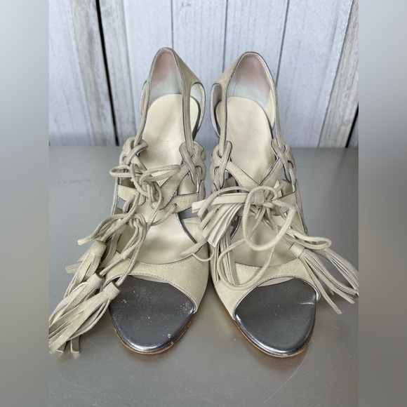 CHANEL WOMEN’S OPEN TOE LEATHER HEELS Sandals- Tie Beige Silver SIZE 37 C - US 7 - Picture 6 of 6